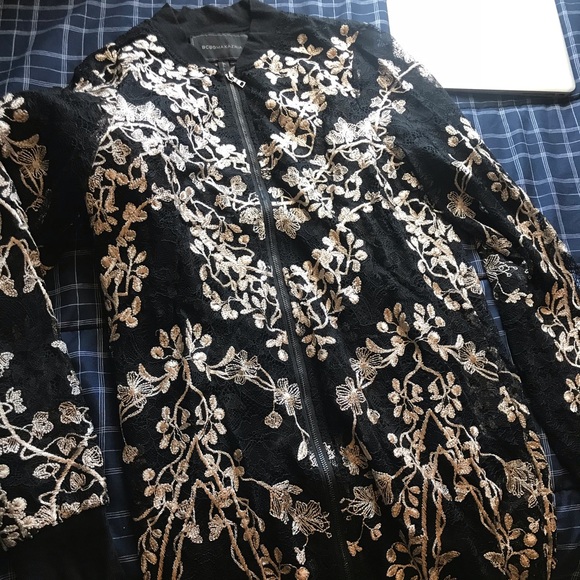 Bomber jacket. New only wore once - Picture 2 of 2